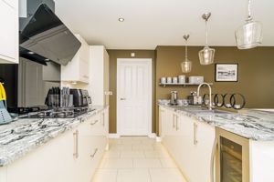 Photo 25- click for photo gallery